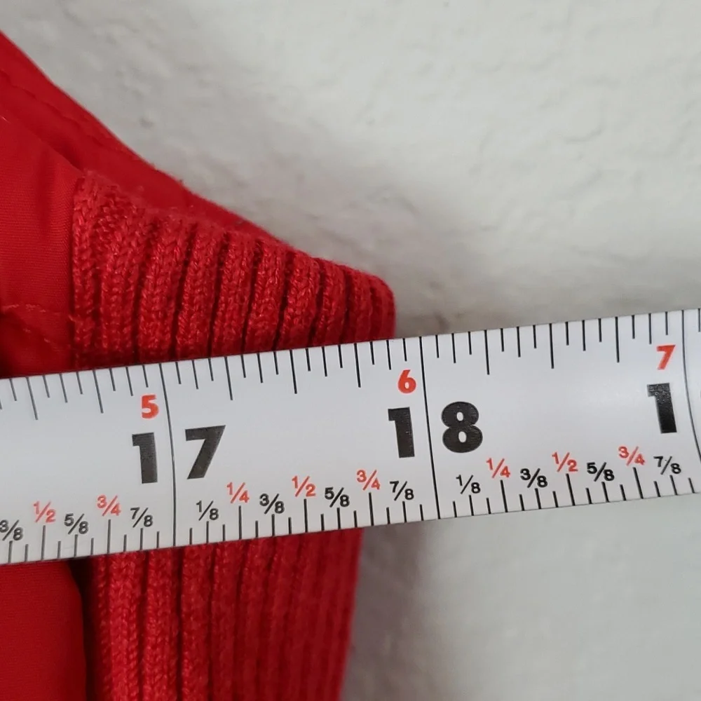 Tommy Hilfiger Red Puffer Vest Jacket - Size Small - Picture 15 of 17